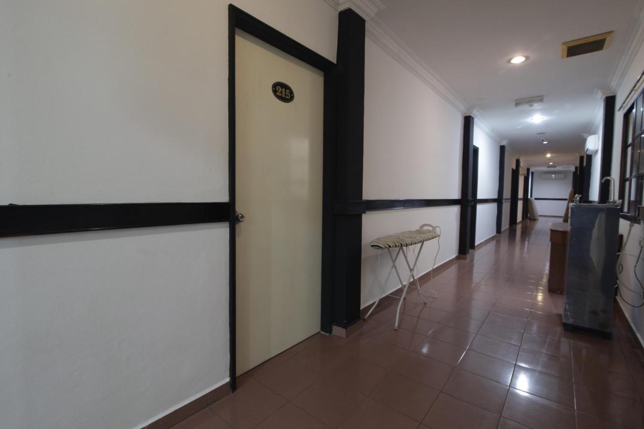G City Hotel Teluk Intan Exteriér fotografie