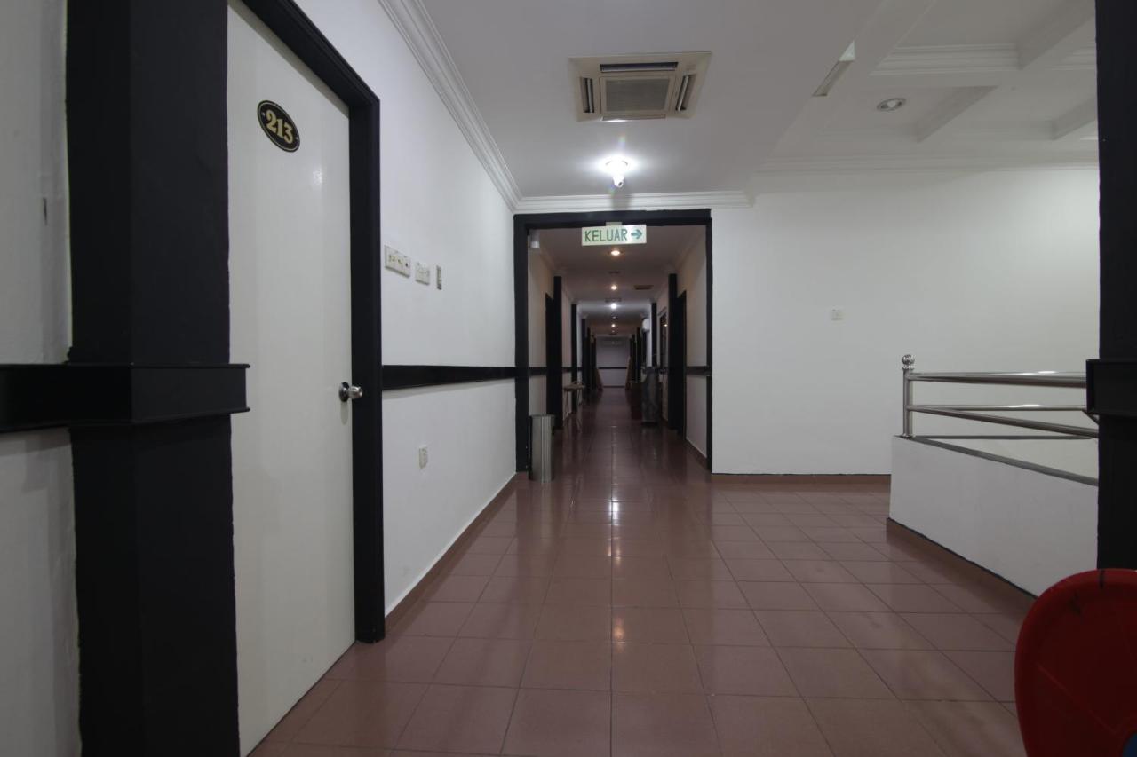 G City Hotel Teluk Intan Exteriér fotografie